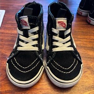 Vans Filmore High Top Sneakers (Toddler size 7)